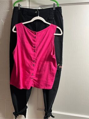 2 pc Twin-Set Black pants with Neon Yellow Label and a pink top sz L